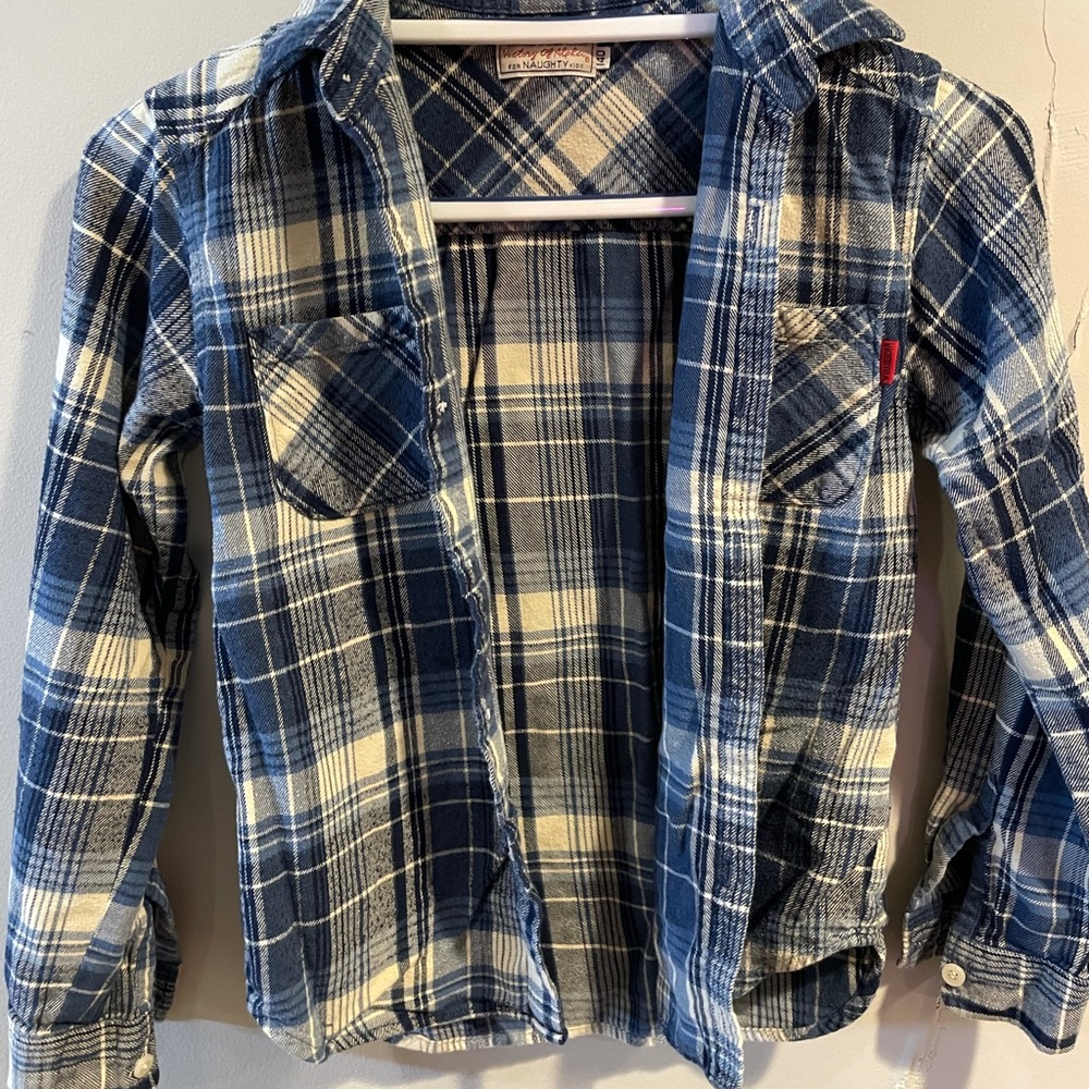 2 Boys size 8 button up flannels